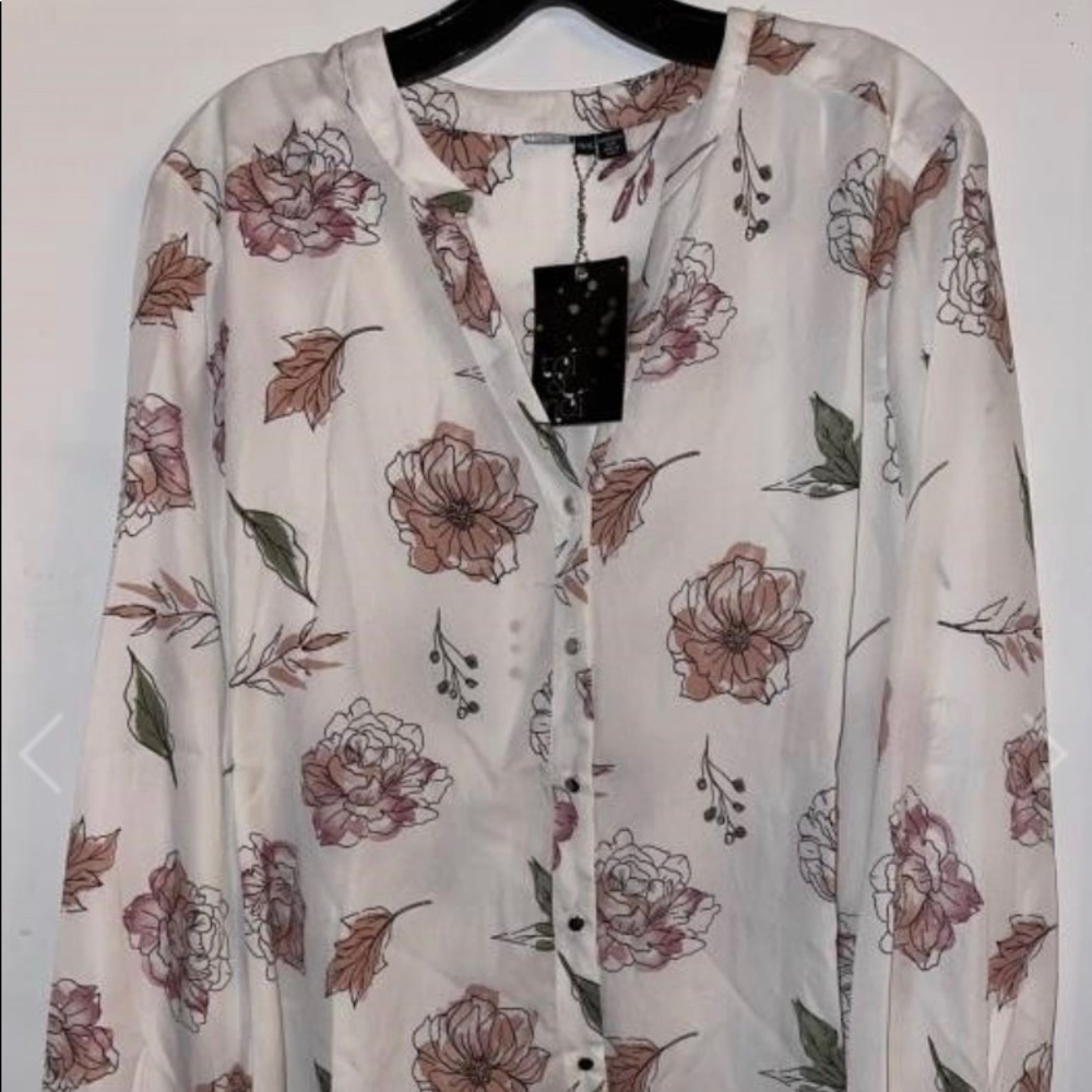 Toi & Moi Ethereal Blouse Floral Print